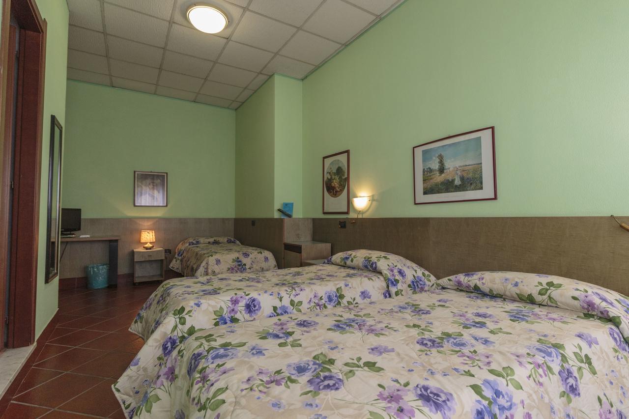 Hotel Il Telegrafo Melegnano Eksteriør billede
