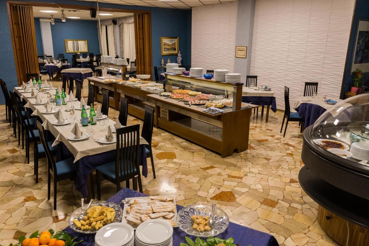 Hotel Il Telegrafo Melegnano Eksteriør billede